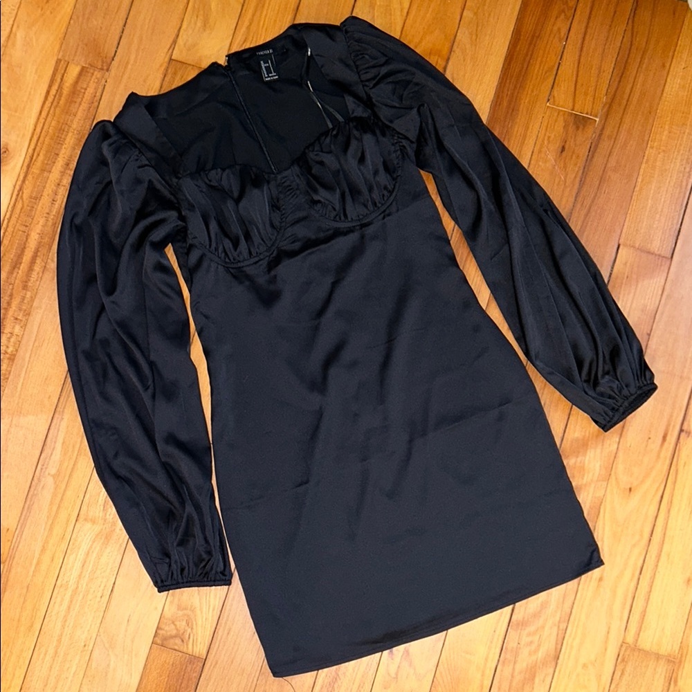 NWOT Satin black long sleeve dress